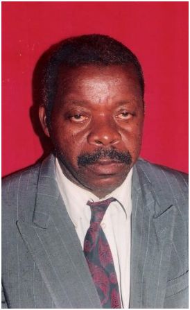 Guillaume Oyono Mbia l'auteur