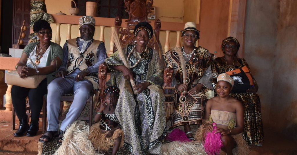 Femme chef traditionnel au Cameroun