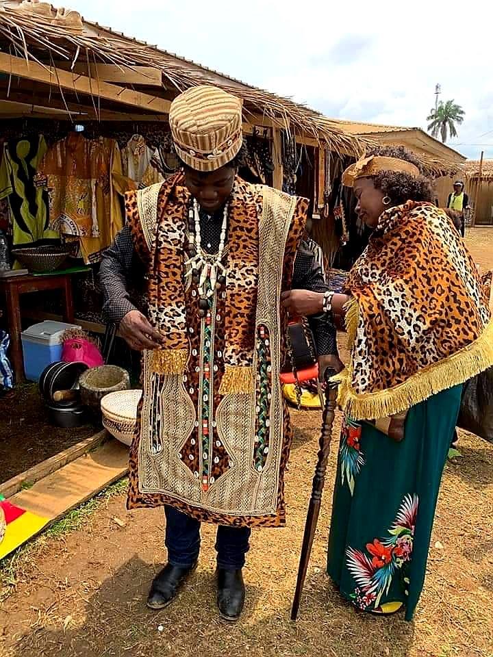 Tissu traditionnel Ekang Obom