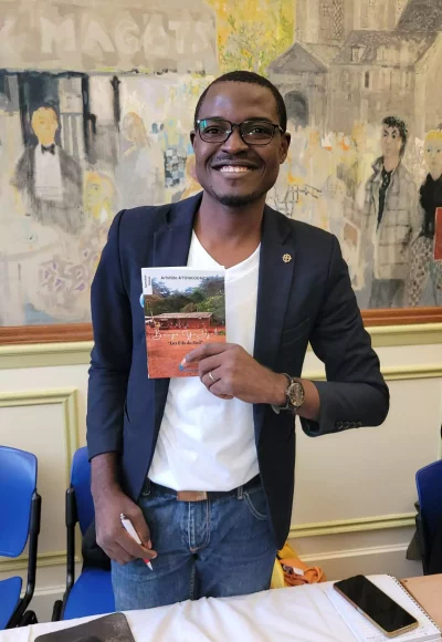 Aristide Atonkoumou Salon Africain du Livre à Paris